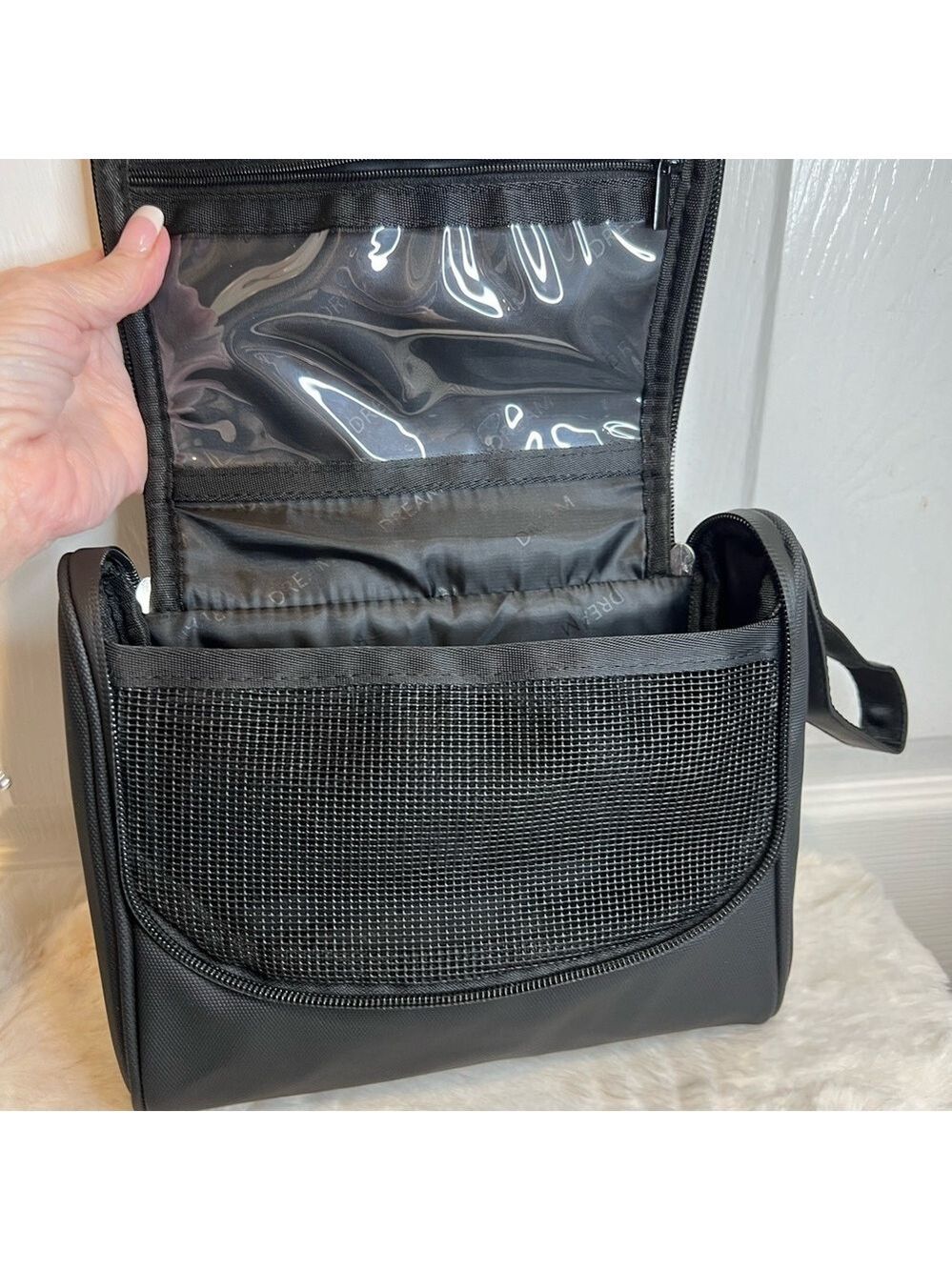 OUTGRAND HANGING MAKEUP BAG. WATERPROOF. NEW 3 - Picture 12 of 14